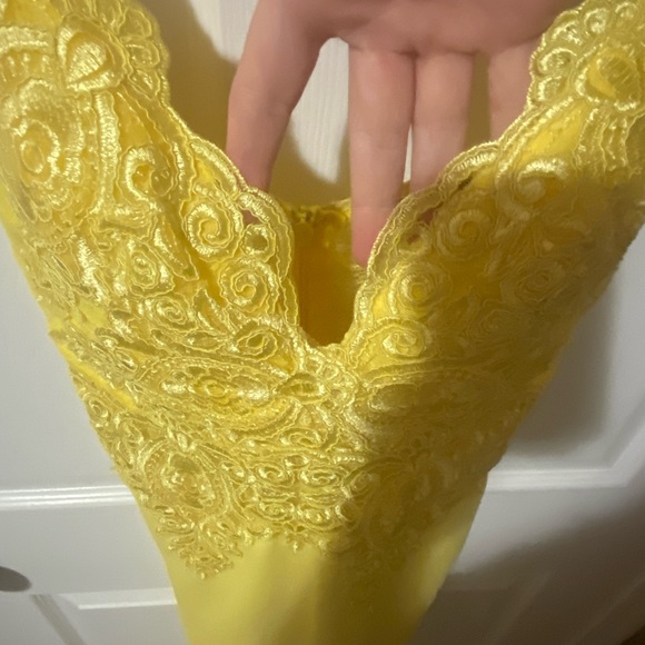 Entry Brand Dress - Picture 4 of 6